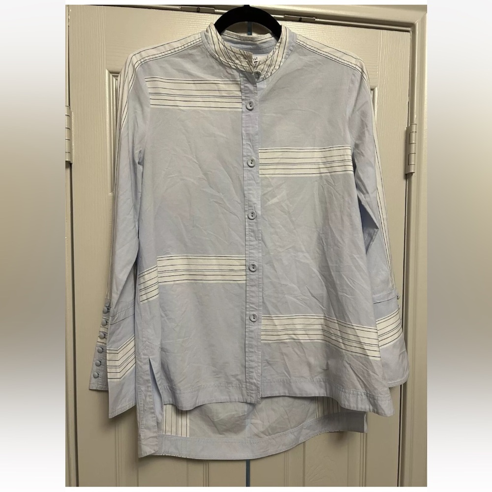 Great Cond - Derek Lam Blue And White ButtonDown Shirt - Size 4 Women’s